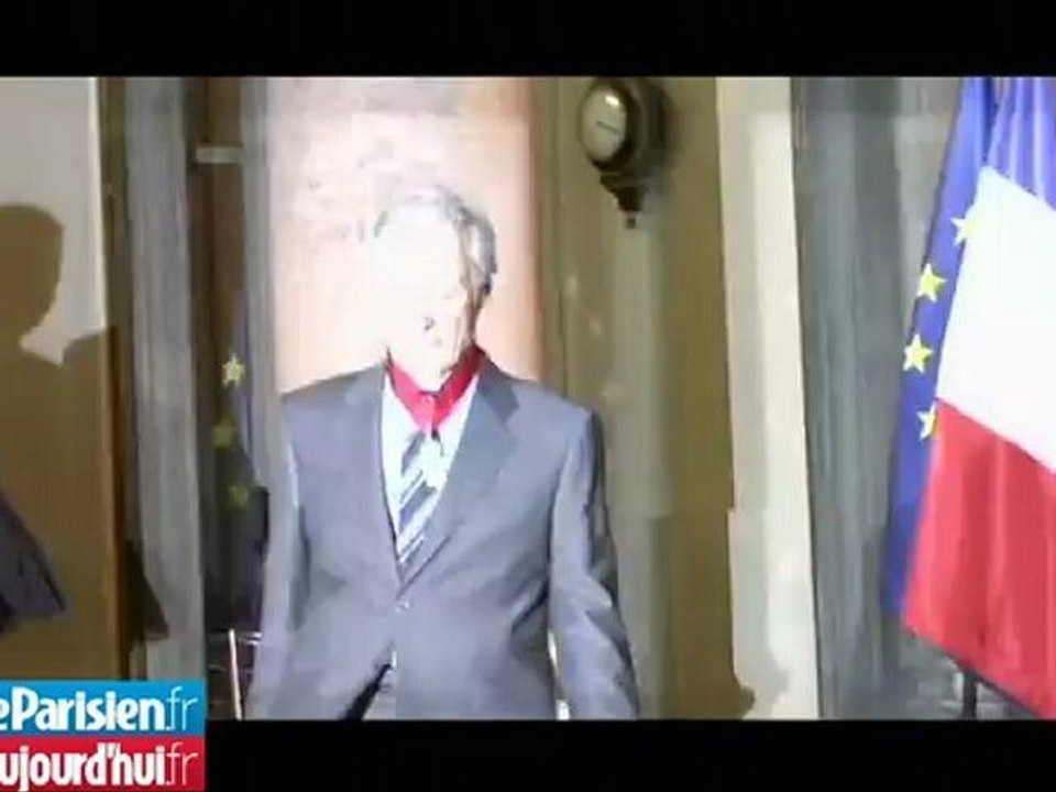 Clint Eastwood décoré par Nicolas Sarkozy