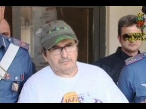 Salerno - Il boss Matrone (la belva) preccupato per i suoi cani (20.08.12)