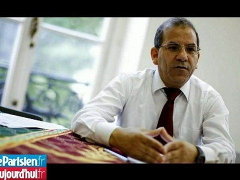 Identité nationale, burqa... : Sarkozy tente de rassurer les Musulmans de France