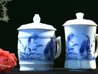 couple-china-tea-cups