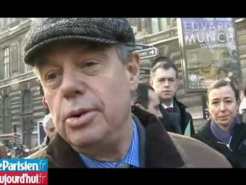 Frédéric Mitterrand fan des artistes du métro