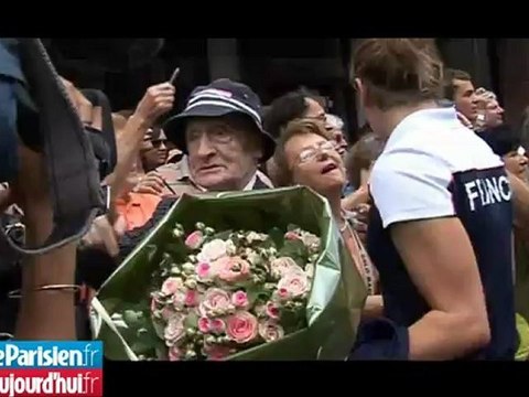 Les «beaux gosses» de la natation acclamés à l'Elysée