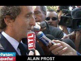 Le dernier adieu de Prost, Drucker, Holtz à Laurent Fignon