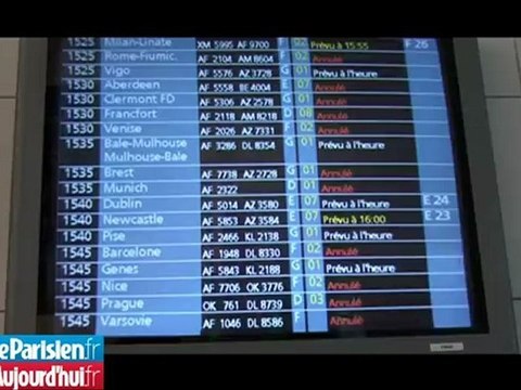 Bloqués à Roissy pour le réveillon de Noël