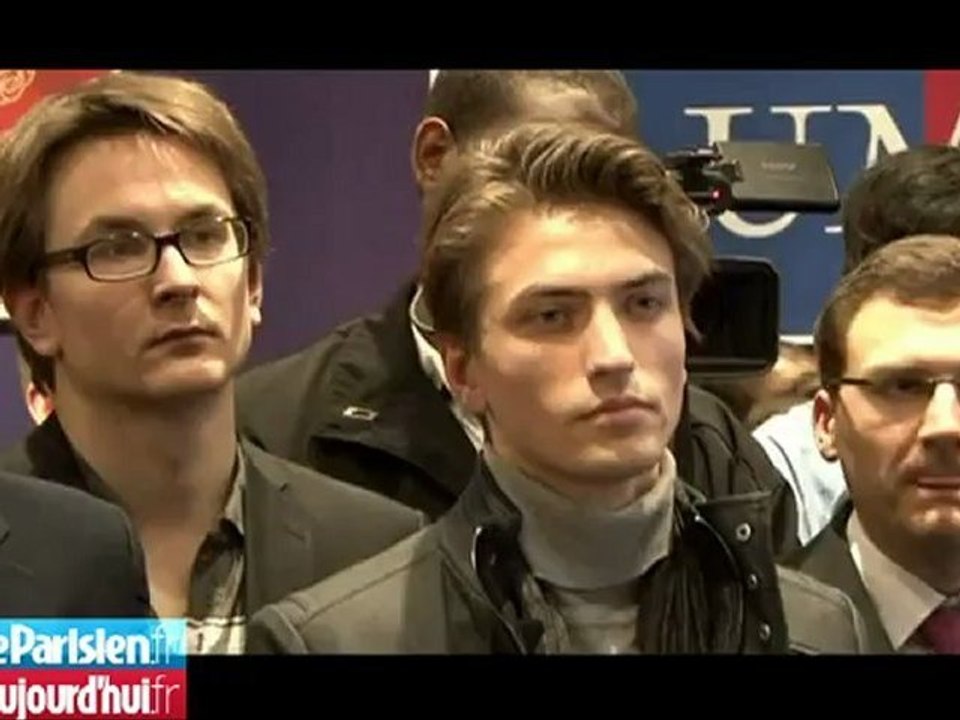Devant les jeunes UMP, Copé se moque de Fillon