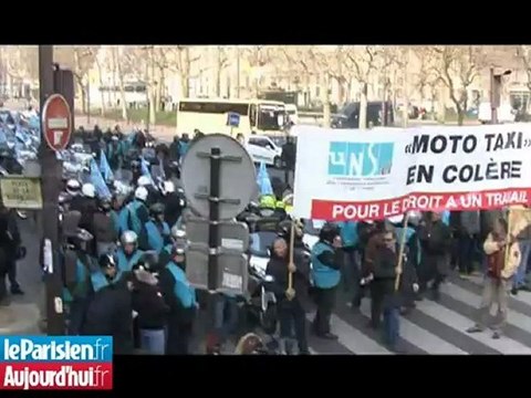 Règlementation des moto-taxis : les chauffeurs en colère