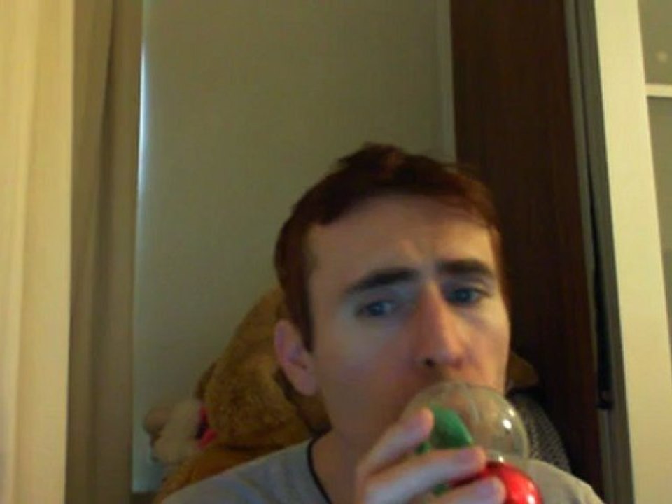 Wiwi égratigne "parlez moi d'elle" de Philippe Lafontaine