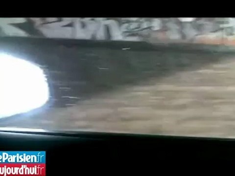 Violents orages sur Paris : une portion de l'A86 inondée