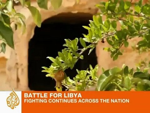 Fighting continues across Libya