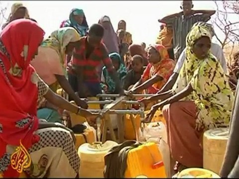 Somalis flee drought and civil war