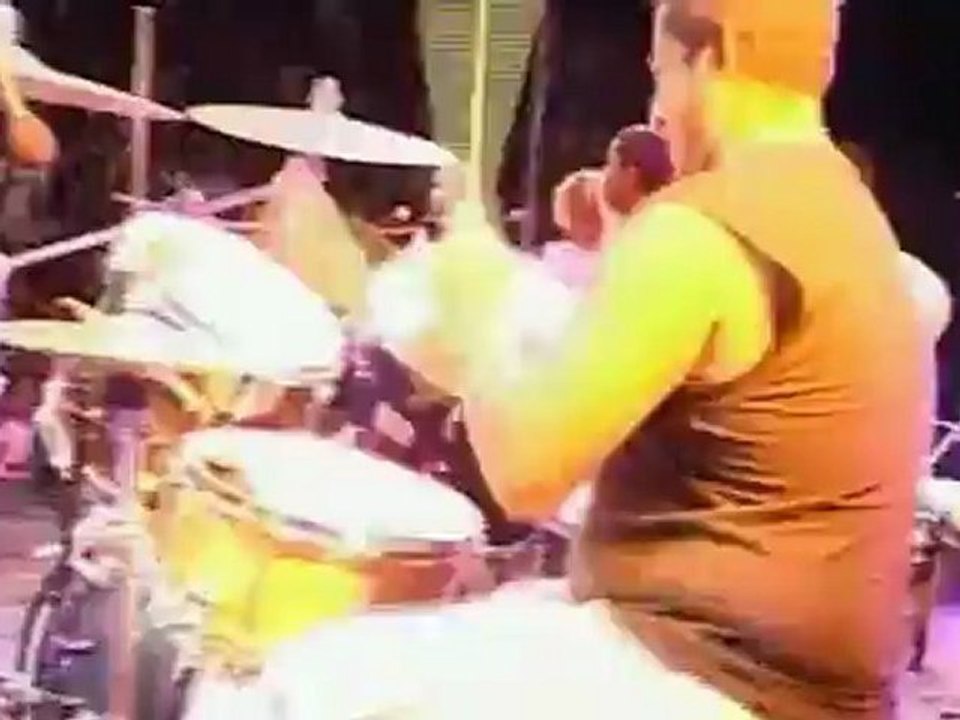 RACINE DES ILES. live conçert manian