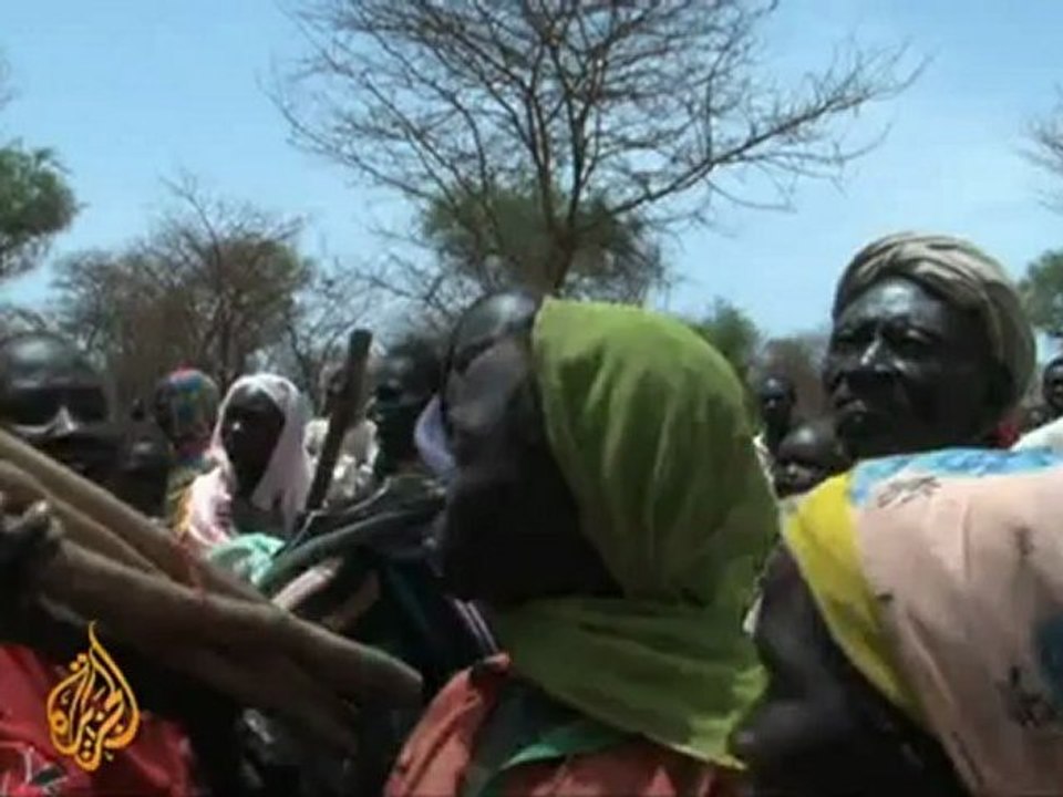 South Sudan refugee influx strains camps