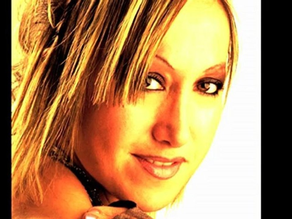 Paola Turci Canta Tu Si Na Cosa Grande