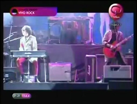 Charly Garcia - Tango en segunda y El amor espera (Tucuman 2012)