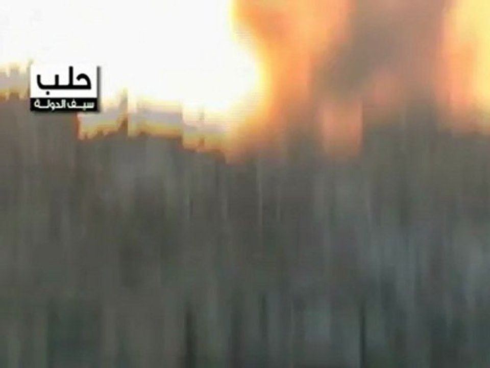 Syria فري برس  حلب - سيف الدولة - لحظة سقوط القذائف على الحي  21-87-2012
