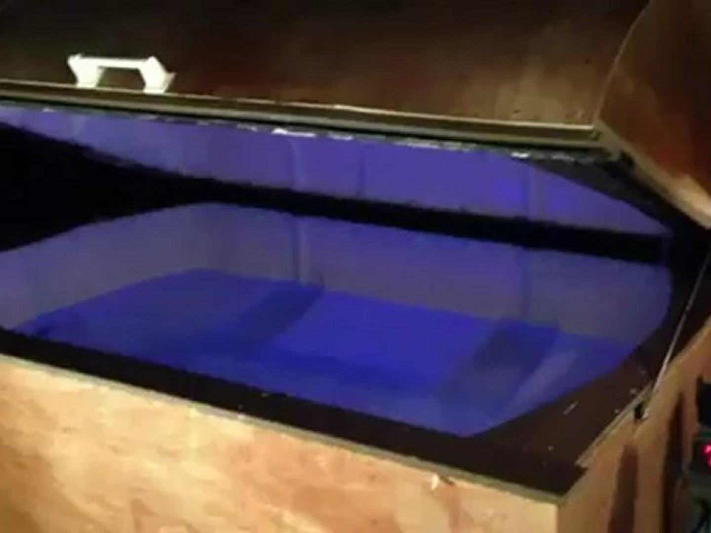 how to make your own sensory deprivation tank