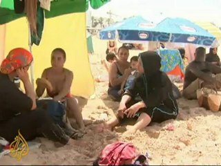 Tunisians waiting for change