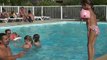 22082012_094 Lynette saute dans la piscine