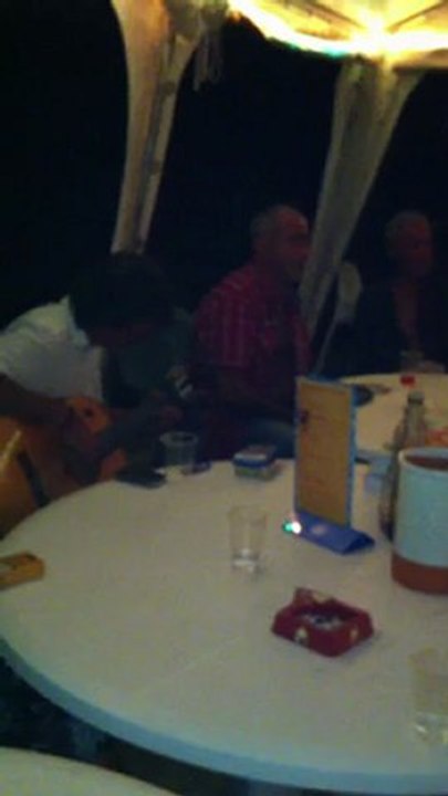 Sarah. Avec Los Minolos. Aout 2012