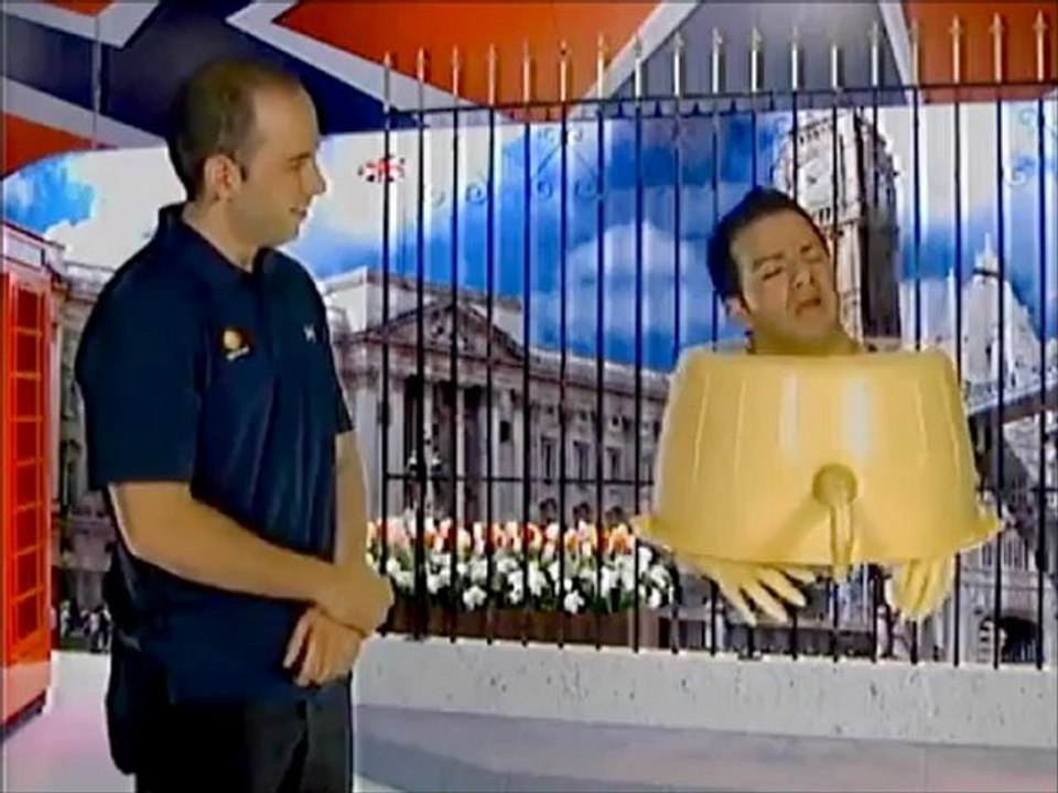 Axel Mares, sketch El OVNI, Programa Los Juegos 2012