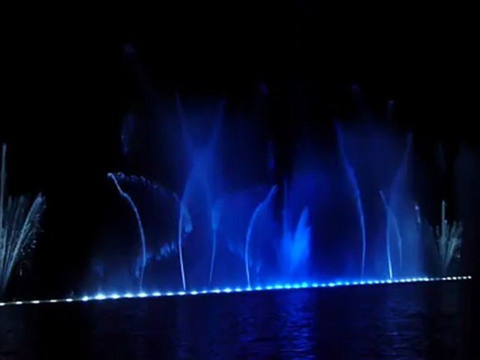 Le bassin du Miroir aux Grandes Eaux Nocturnes du Château de Versailles