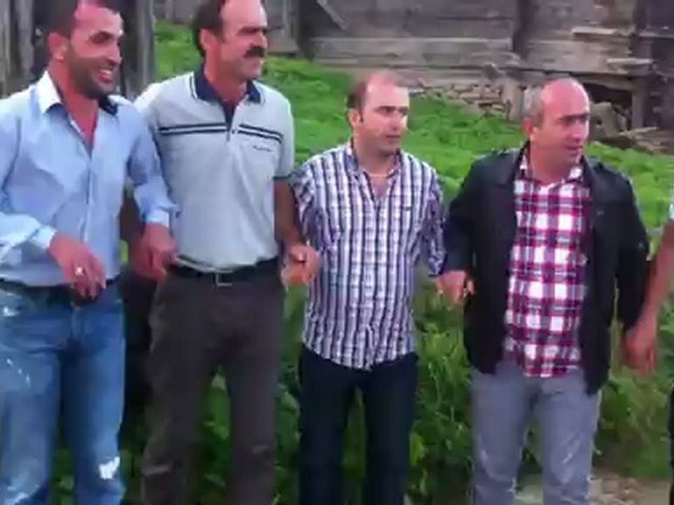 Yerelma(cevatoz) Köyü Mezrasında horon... 22 Ağustos 2012