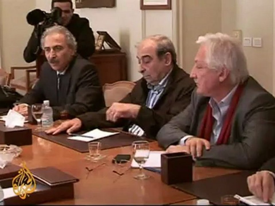 Syria violence continues amid armed clashes