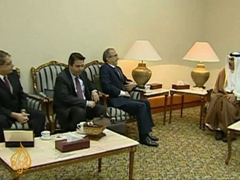 Arab League gives Syria deadline on observers