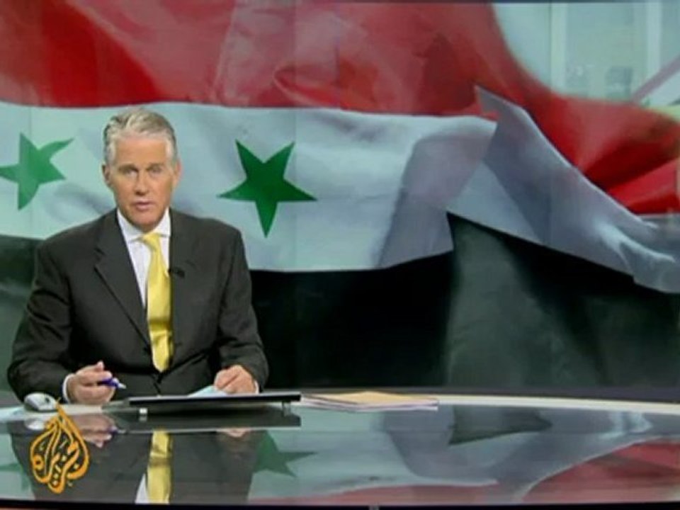 More soldiers defect from the Syrian army