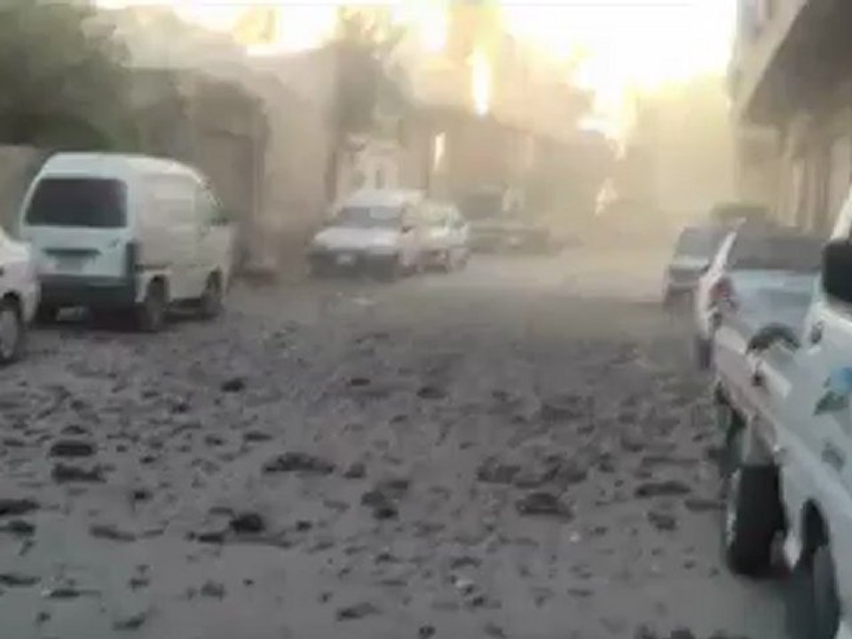 Syria فري برس  لريف دمشق داريا الدخان المتصاعد جراء القصف على المدينة 22.8-2012 ج6