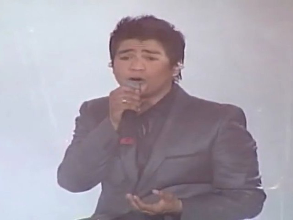 Americo (HD) - Brindo - Teatro Teleton