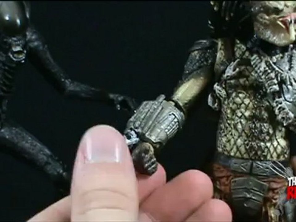Toy Spot - Neca Alien VS Predator Toys R Us Exclusive 2 Pack