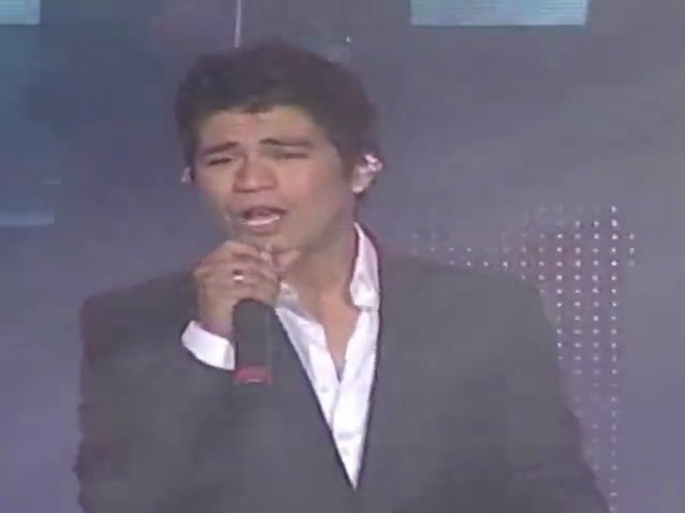 Americo (HD) - Que Levante La Mano - Teatro Teleton