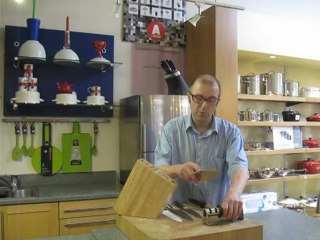 How to Use Different Types of Chefs Knives