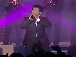 Americo (HD) - Tendria Que Llorar Por Ti - Teatro Teleton