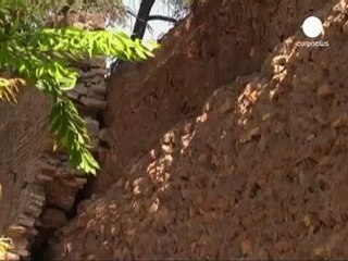 Se cae una sección de nueve metros de la histórica...