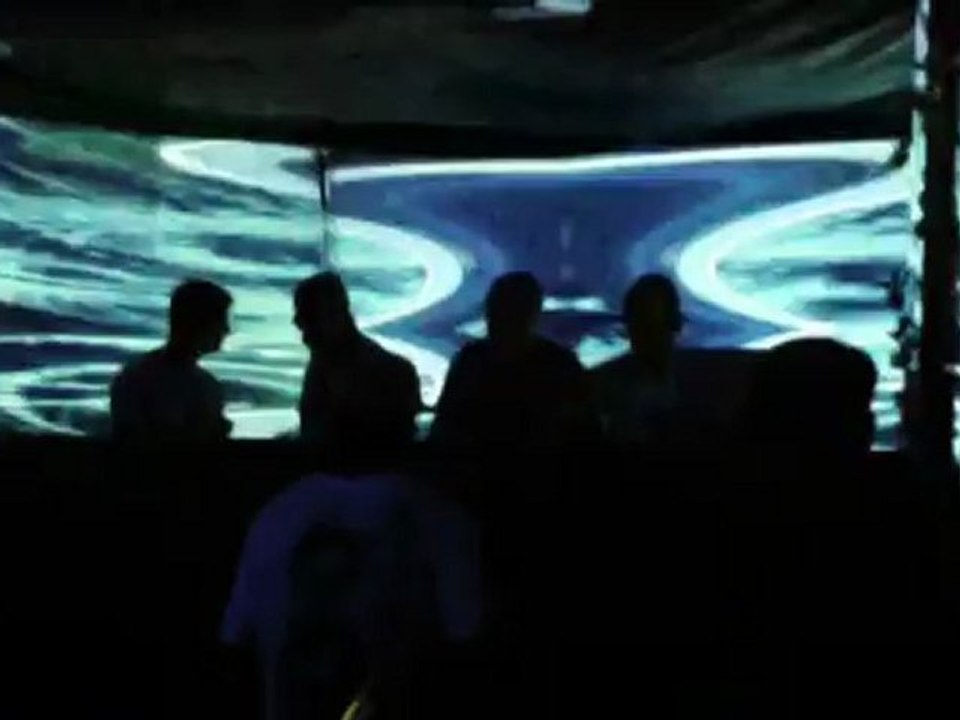 ZOOM0002