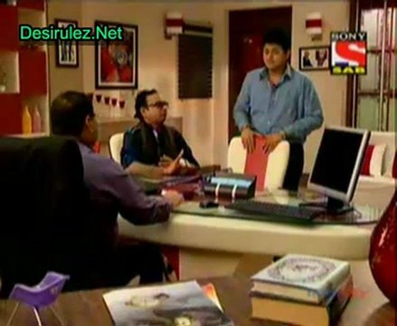 Golmaal Hai Bhai Sab Golmaal Hai 23rd August 2012 pt2