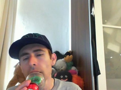 Wiwi égratigne beautiful de Mathieu Bouthier & Sophie Ellis Bextor