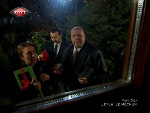 Leyla İle Mecnun / 1.Bölüm / İskender: Sırıt Sırıt Sırıt