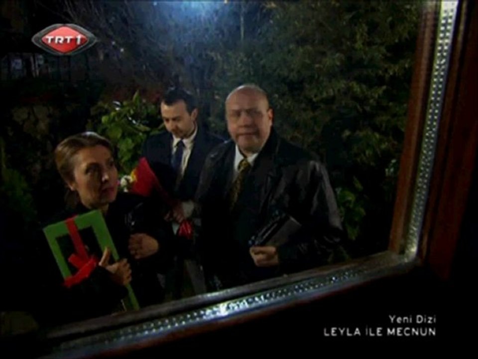Leyla İle Mecnun / 1.Bölüm / İskender: Sırıt Sırıt Sırıt