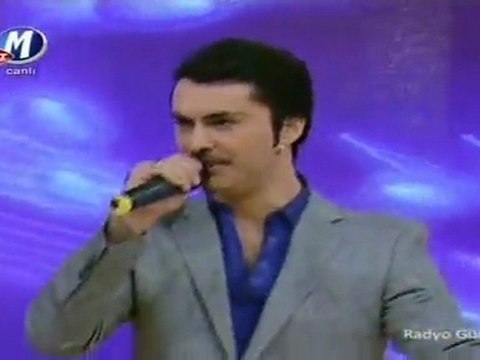 Kırmızı Kurdele Kör Olasın Emine (Oktay Bora Ertuğrul)