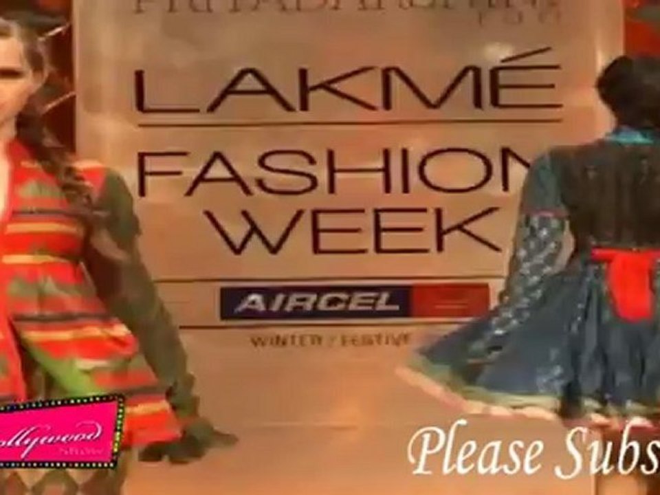 Hot Models Showcasing Indian Fashion