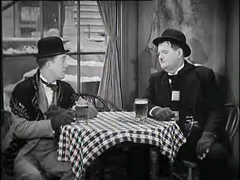Laurel And Hardy The Fixer Uppers 1935 Full