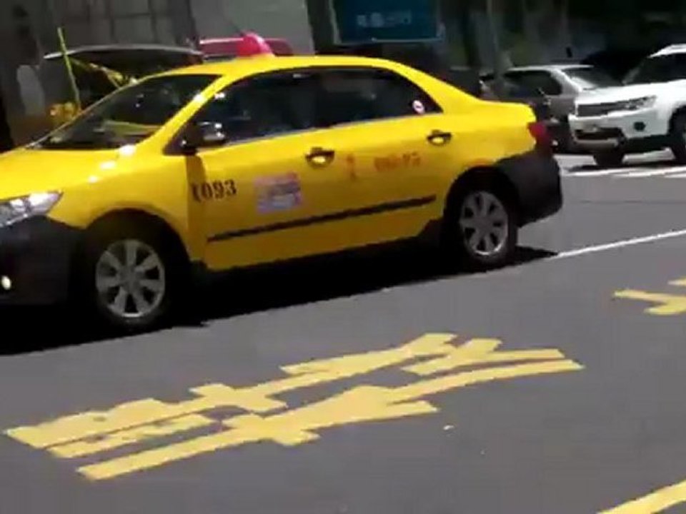 Michael Jackson Spotted in Asia !!!