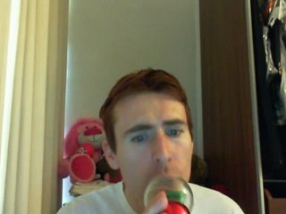 Wiwi égratigne "screamager" de Therapy