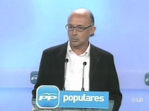 Cristóbal Montoro: con 420 euros no vive una familia en España