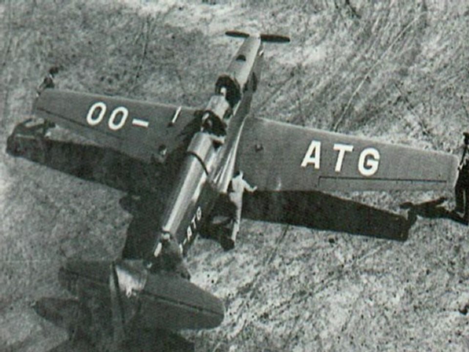 Marche de la Force Aerienne Belge Musique des Guides Belges sous la direction du Lieutenant Poulain