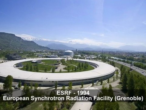 Créateur de lumières. Quand l'électron émet des photons.