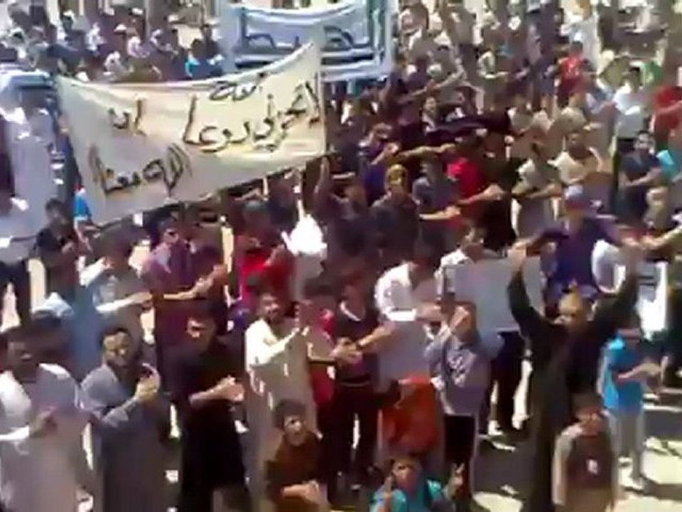 Syria فري برس  ادلب الهبيط   لا تحزني درعا إن الله معنا وتعلنها على العهد ماضون 24 8 2012